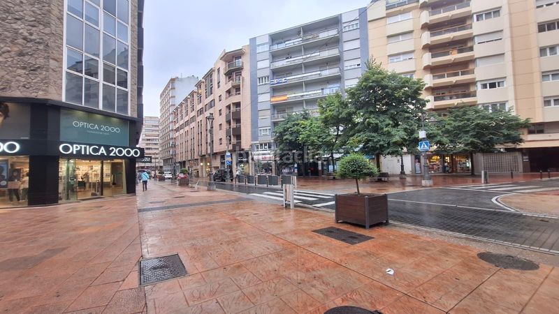 Foto 246c3dea-7e96-4411-966a-78bcbe9355d1. Pis amb calefacció aparcament a Centro Ponferrada