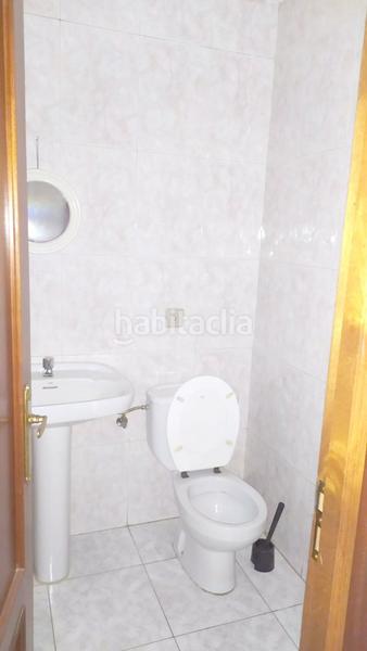 Foto f7b3d0fe-4659-4636-af8a-2e007cf8ef4e. Local comercial a Flores de Sil - La Placa Ponferrada