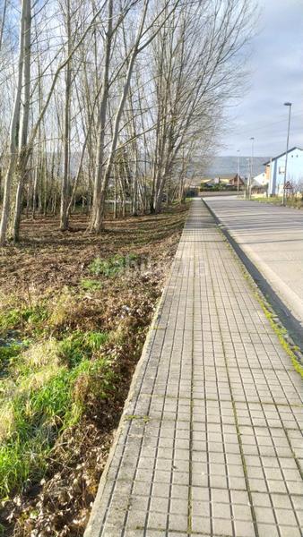 Foto 33a80621-ddbc-44f9-8619-bd616c477a46. Wohngrundstück in Flores de Sil - La Placa Ponferrada