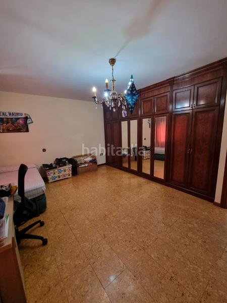 Foto 18ef373f-b090-42e7-bd78-e5c81ca1cf31. Chalet avec cheminée chauffage parking piscine dans Villaviciosa de Odón