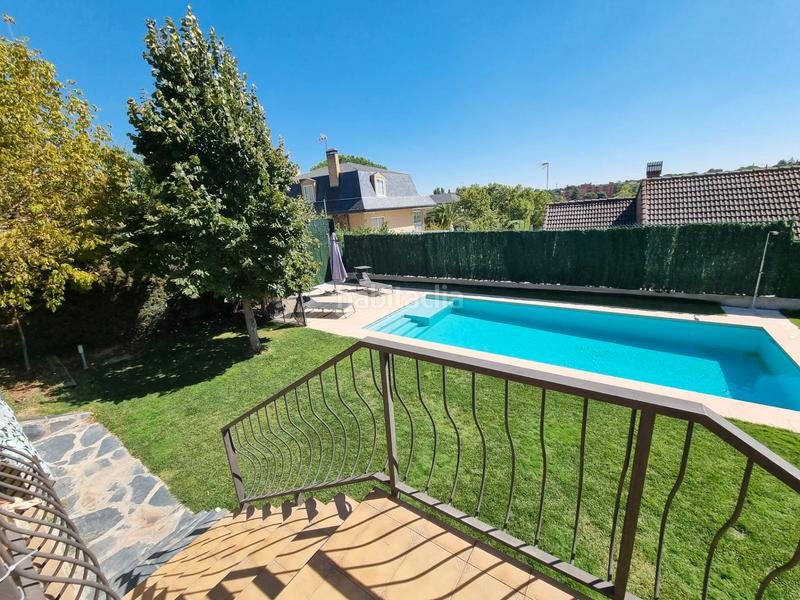 Foto 96763714-657e-4914-a0e4-5c08778a9bea. Chalet avec cheminée chauffage parking piscine dans Villaviciosa de Odón