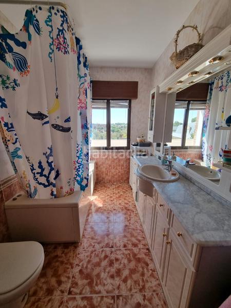 Foto e37c952c-64fd-49b5-9ade-a1f26fec48d5. Chalet avec cheminée chauffage parking piscine dans Villaviciosa de Odón