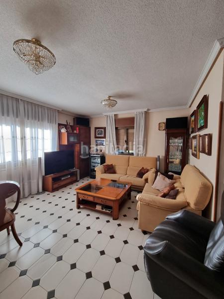 Foto f559268b-87c0-41d0-b2f1-4553625f2e8f. Chalet avec cheminée chauffage parking piscine dans Villaviciosa de Odón