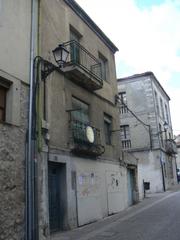 Casa a Concepcion 10. Casa en venta en cuéllar. céntrica. par reformar. ref. 1533