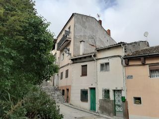 Pis a Cuéllar. Piso en venta en cuéllar. plaza de la cuesta. 2 dormitorios. ref