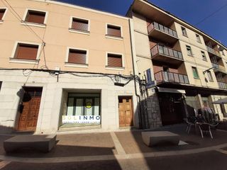 Rent Business premise in Cuéllar. Local comercial en alquiler. calle parras. ref.1892