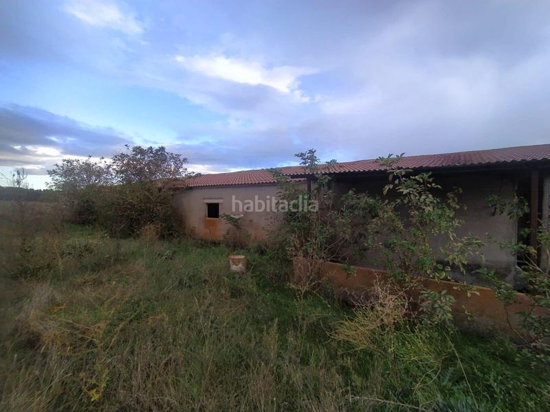 Foto c44de2f7-437b-4dcb-b734-8781650f0cca. Nave industrial naves en venta segovia ref.1908 en Fuentepelayo