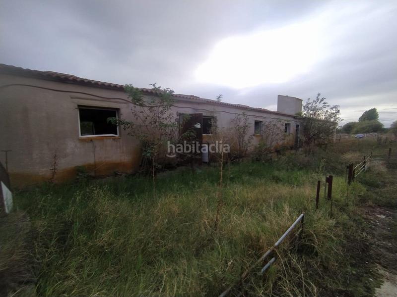 Foto c5875fdb-2b09-48e9-9b5c-3b6ceb3d92b8. Nave industrial naves en venta segovia ref.1908 en Fuentepelayo