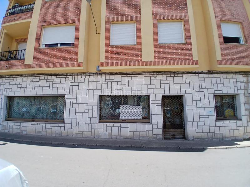 Foto a9df1430-223b-4c43-80d3-af482436e2d8. Local comercial a castilviejo 6 a Cuéllar