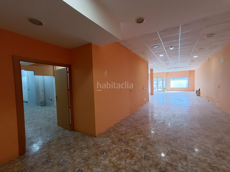 Foto e836bac5-0b76-43b0-ba91-79105cf6f1b7. Local comercial a calle huertos 29 a Íscar