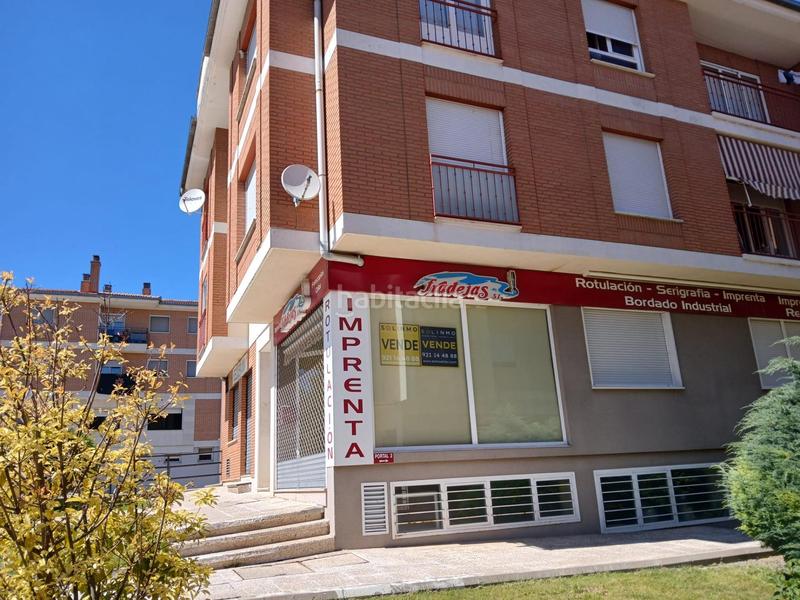 Foto da4a50ea-cbbb-47ea-964c-eabe4ae1e823. Local comercial a valdihuertos 12 a Cuéllar