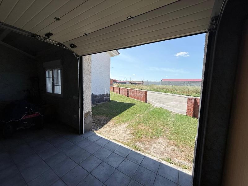 Foto 53ad7d6a-abe5-4802-9986-10d956bbd7ab. Chalet en calle pimpollar 12 chalet en venta segovia. ref.1978 en Sanchonuño