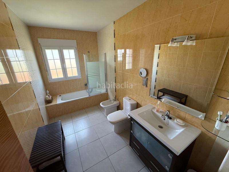 Foto f1e8a544-a889-4264-bf29-92153bef6500. Chalet en calle pimpollar 12 chalet en venta segovia. ref.1978 en Sanchonuño