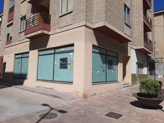 Local Comercial a Calle jacinto benavente 7. Local comercial en venta en cuellar. ref.1898