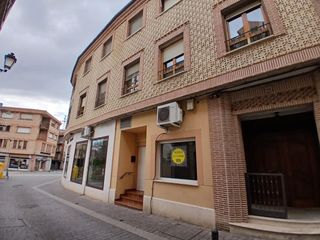 Rent Business premise in Calle concepción 42. Local comercial en alquiler.  zona centro. cuéllar. ref.2019