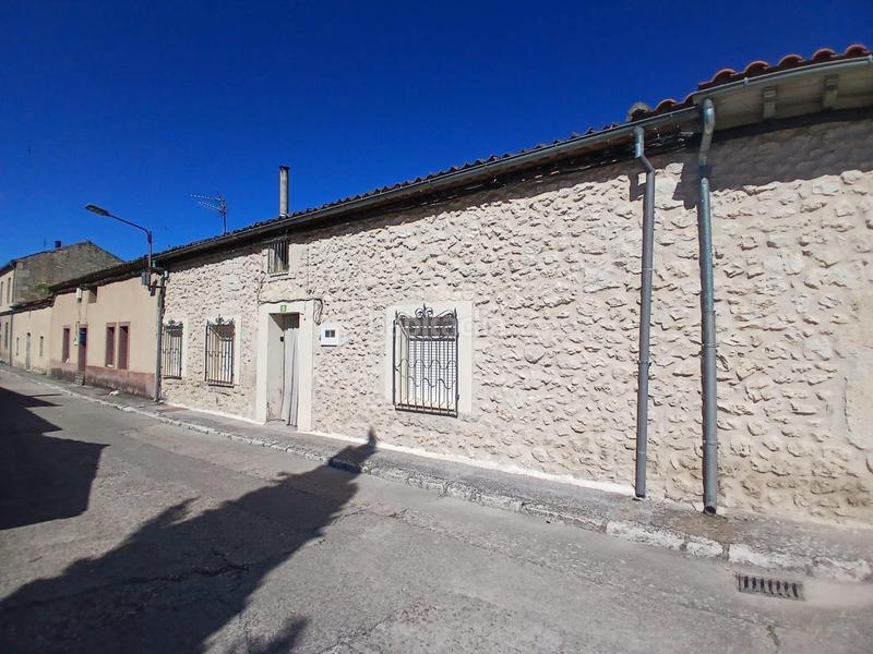 Foto 49a9a586-8525-4832-935f-c95a6e0d59dc. Casa a calle cogeces 9 a Viloria