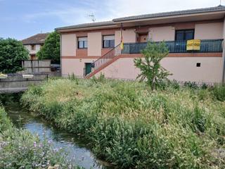 Casa a Calle de la cerquilla 5. Casa en venta en dehesa mayor de cuéllar segovia. parcela 600 m