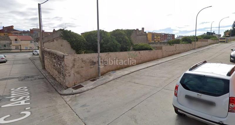 Foto efbf45a1-c6de-4d0b-b26c-dc676390335c. Residential plot in calle josé antonio manzanares 2 in Cuéllar
