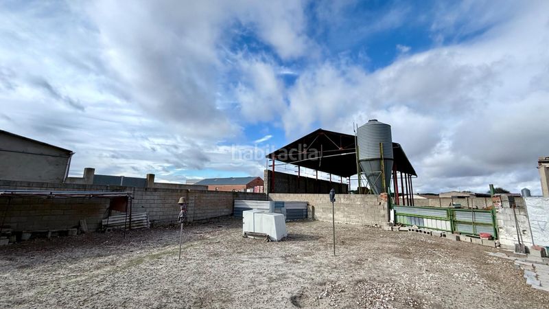 Foto 30c58a23-acf3-483c-98c7-89dd0d049cb3. Nau industrial a Portillo