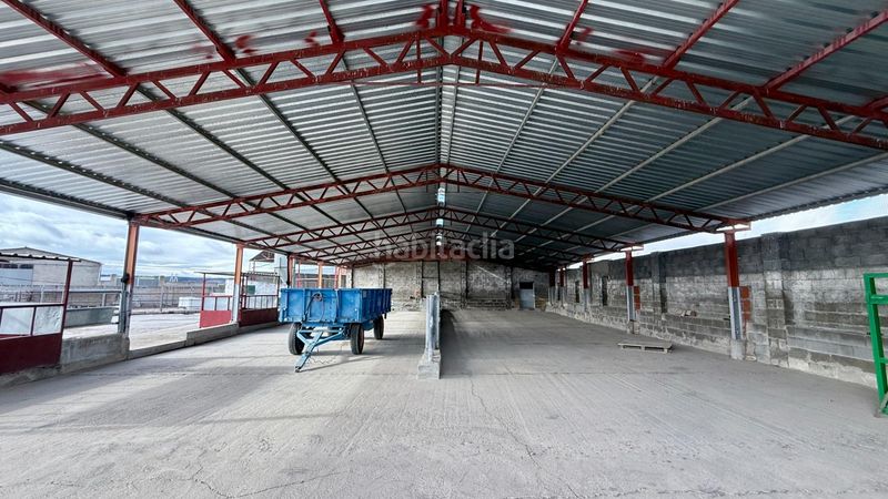 Foto e4646be0-a013-47c5-af24-3fcc0ac7b580. Nau industrial a Portillo