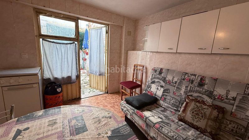 Foto baf49fda-361e-4b42-9180-a6ebe6578d2b. Casa a calle barrio nuevo 24 a Cuéllar