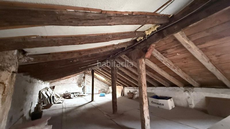 Foto c5fea9a7-0c35-4957-bcf1-cb50ce85c079. Casa a calle barrio nuevo 24 a Cuéllar