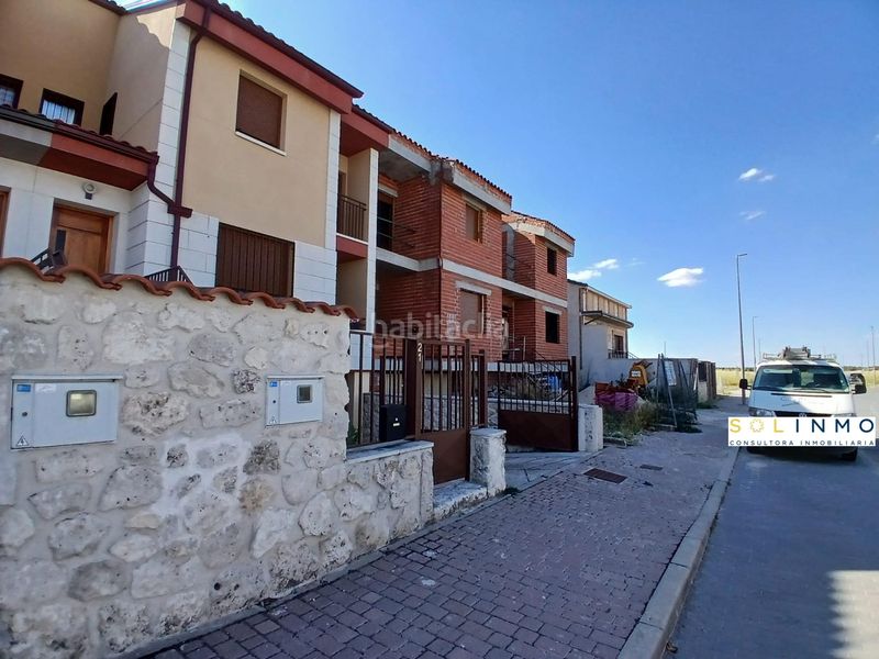 Foto 07a1a7a1-7d33-4edd-80d4-9e4b82b09eb3. Casa adossada a calle de las canteras 23 a Cuéllar