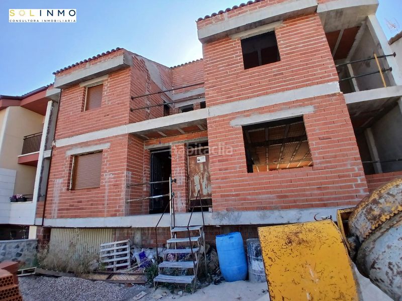 Foto cc36ae68-cbc7-41e5-bfe4-2126f4e971f4. Casa adossada a calle de las canteras 23 a Cuéllar