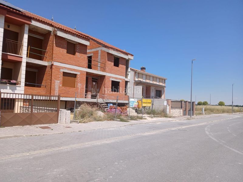 Foto ec253bf6-866d-423f-8804-84219588ab76. Casa adossada a calle de las canteras 23 a Cuéllar
