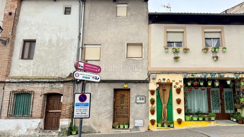 Foto aeba43ef-3708-48d0-84e0-007ef1e75713. Casa amb aparcament a Cuéllar