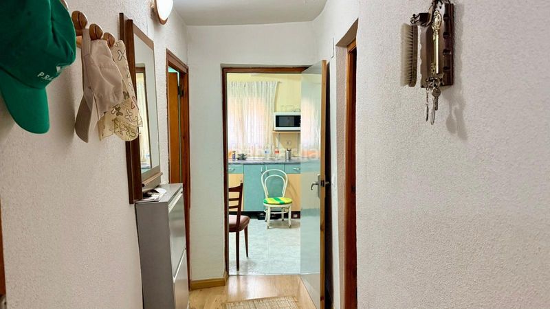 Foto d3687d5e-8d5c-453a-b87f-6fa2cb98897e. Casa amb aparcament a Cuéllar