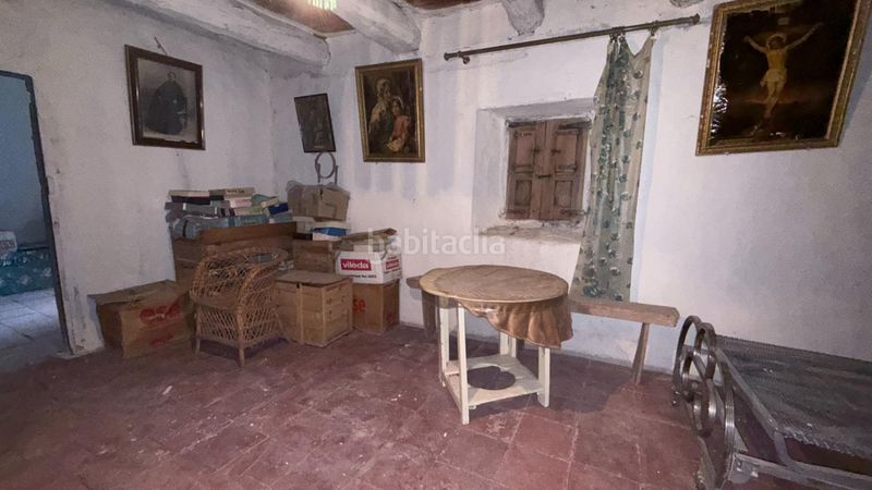 Foto 0413a01e-dd53-42e6-be98-d21ca1f501e2. Casa amb aparcament a Olombrada