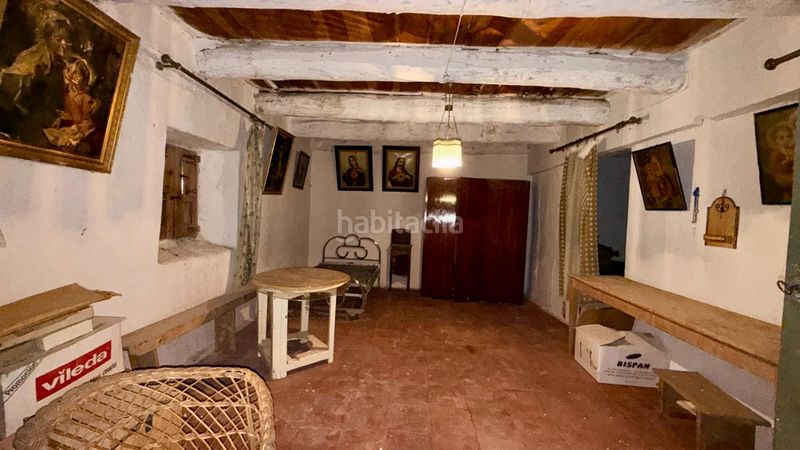 Foto 24da1228-02bc-406d-98ed-39751e54a7b9. Casa amb aparcament a Olombrada