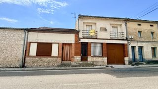 Maison à Olombrada. Casa en venta en calle real alta, 1, olombrada. ref.2108