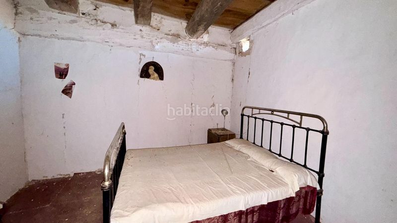 Foto a1266e2d-3efa-4411-bc79-dd5d67c1a6c5. Casa amb aparcament a Olombrada
