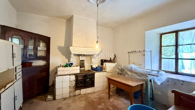 Foto ae87b179-c382-480d-907a-f24ec434a3dc. Casa amb aparcament a Olombrada