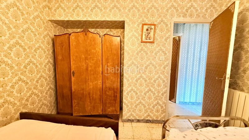 Foto d987b7ad-546c-4205-8309-cc082983e47a. Casa amb aparcament a Olombrada