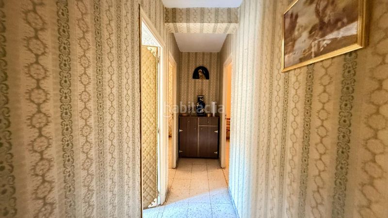Foto f01887a0-192c-4f92-ad68-b0a41660e90f. Casa amb aparcament a Olombrada