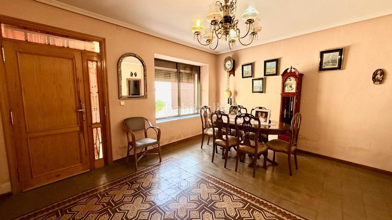 Foto f435bfc0-d086-4348-ac2a-3d00cace9dac. Casa amb aparcament a Olombrada