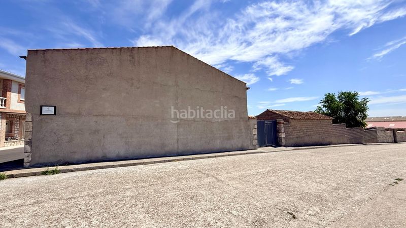 Foto 1f3f56c2-72b2-4ad0-bc11-c9a73d2bf82c. Industrial building in calle calle calvario 11 in Olombrada