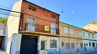 Maison à Cuéllar. Casa en venta en calle calvario, 42, cuéllar. ref.2116