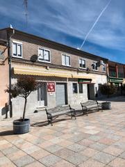 Casa a Plaza españa 1. Venta casa con bar en cantalpino en salamanca