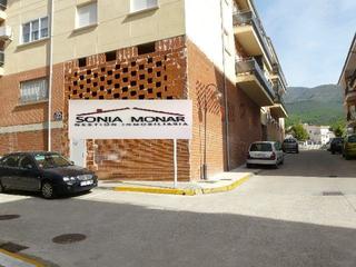 Local Comercial a Calle polideportivo 6