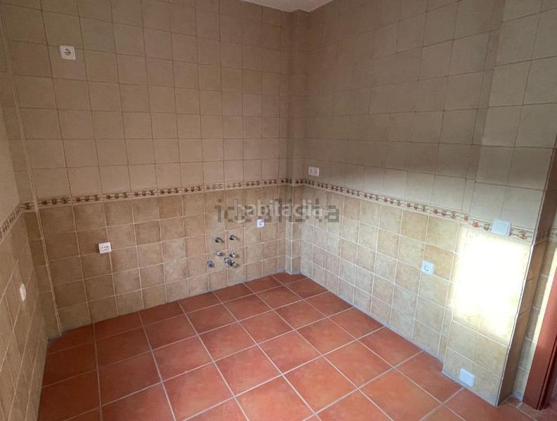 Foto 83836c29-9d80-48e7-978f-1e735be84474. Doppelhaus mit heizung parking in Otero de Herreros