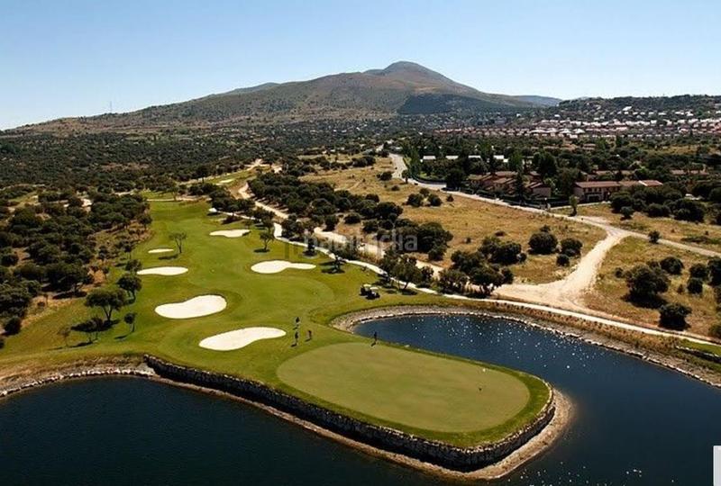 Foto c3ec90ab-7348-4dfd-b0f4-9d5b2fb4303e. Doppelhaus mit heizung parking in Otero de Herreros