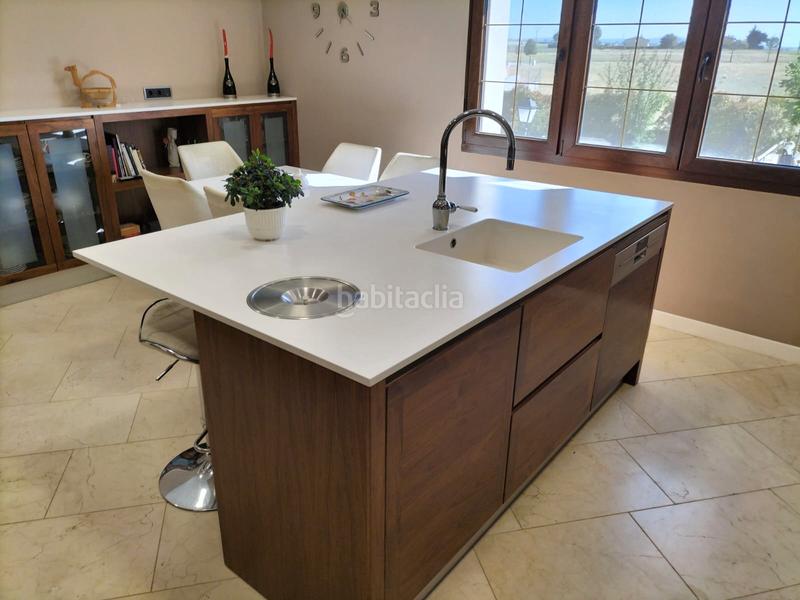 Foto a47fe6e1-5a2a-4136-bfde-fc2b17f607b0. Maison avec chauffage parking dans Valverde del Majano