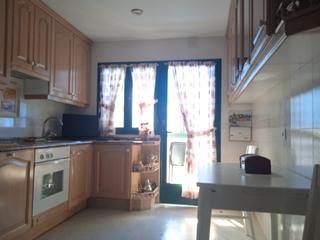 Pis  Avenida vicente aleixandre 11. Vivienda con dos orientaciones y dos plazas de garaje