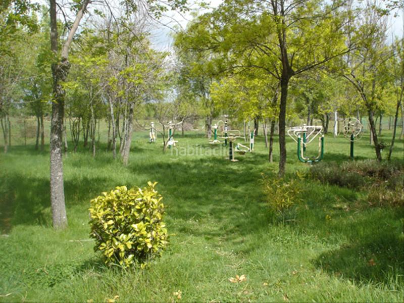 Foto aade7cbe-2066-480e-b514-1d3698118ea6. Chalet avec cheminée parking dans Navas de Riofrío