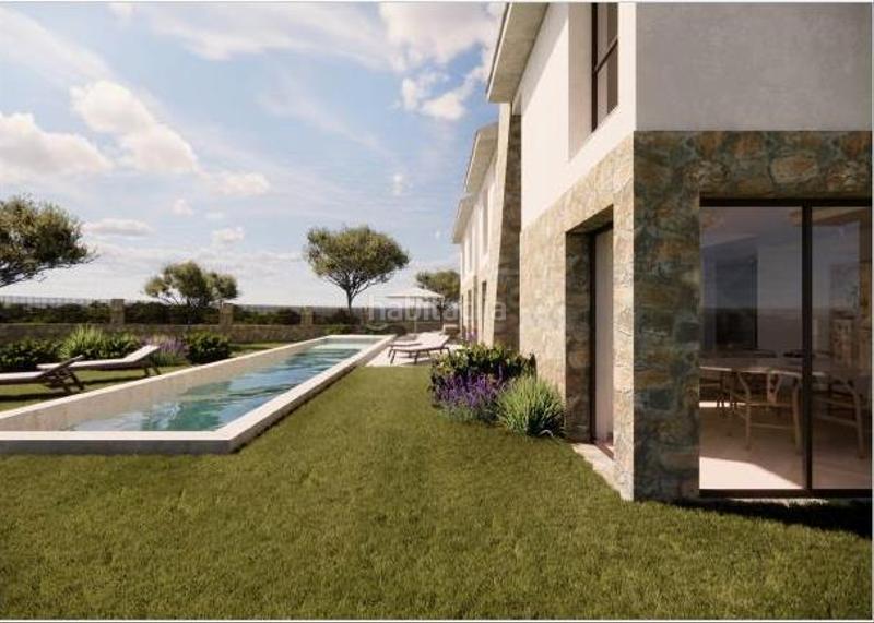 Foto f995087c-ff71-4b26-b47d-ea3459800880. Chalet avec cheminée parking dans Navas de Riofrío