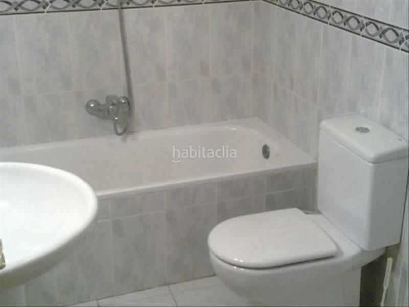 Foto 56894b23-2217-4ff7-9dcb-b30068f2426e. Miete zweistöckige wohnung in Centro Segovia